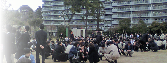 Employees evacuated into a park nearby during the Great East Japan Earthquake
